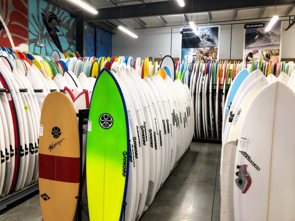 Surfboard Factory Hawaii (サーフボードファクトリー ハワイ)さんへ